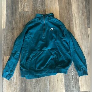Nike 1/2 zip pull-over